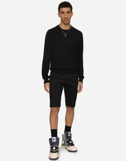Stretch cotton shorts with DG patch