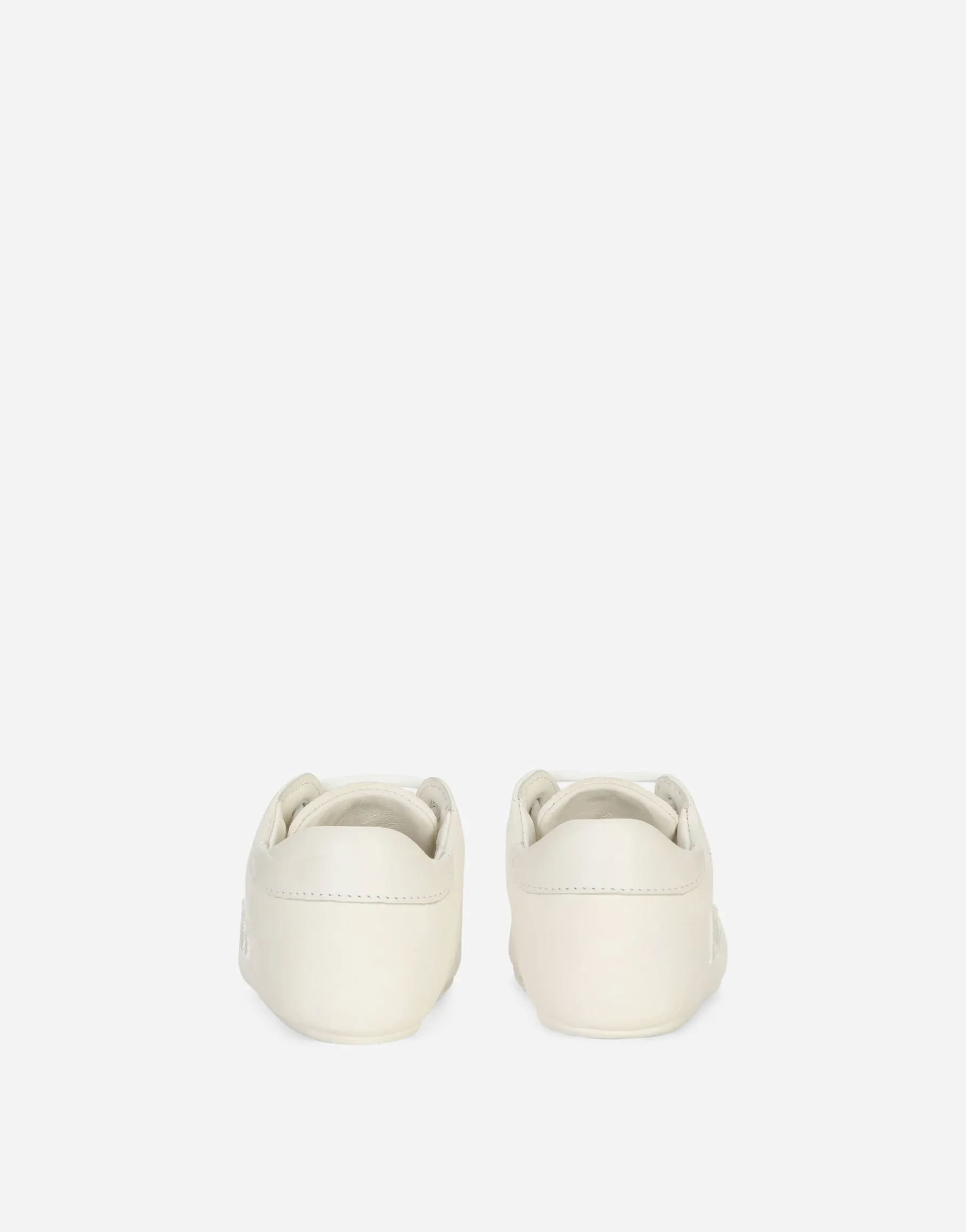 Suede slippers
