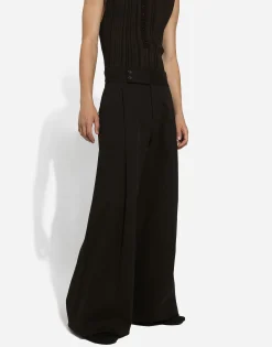 Tailored cotton pants with darts