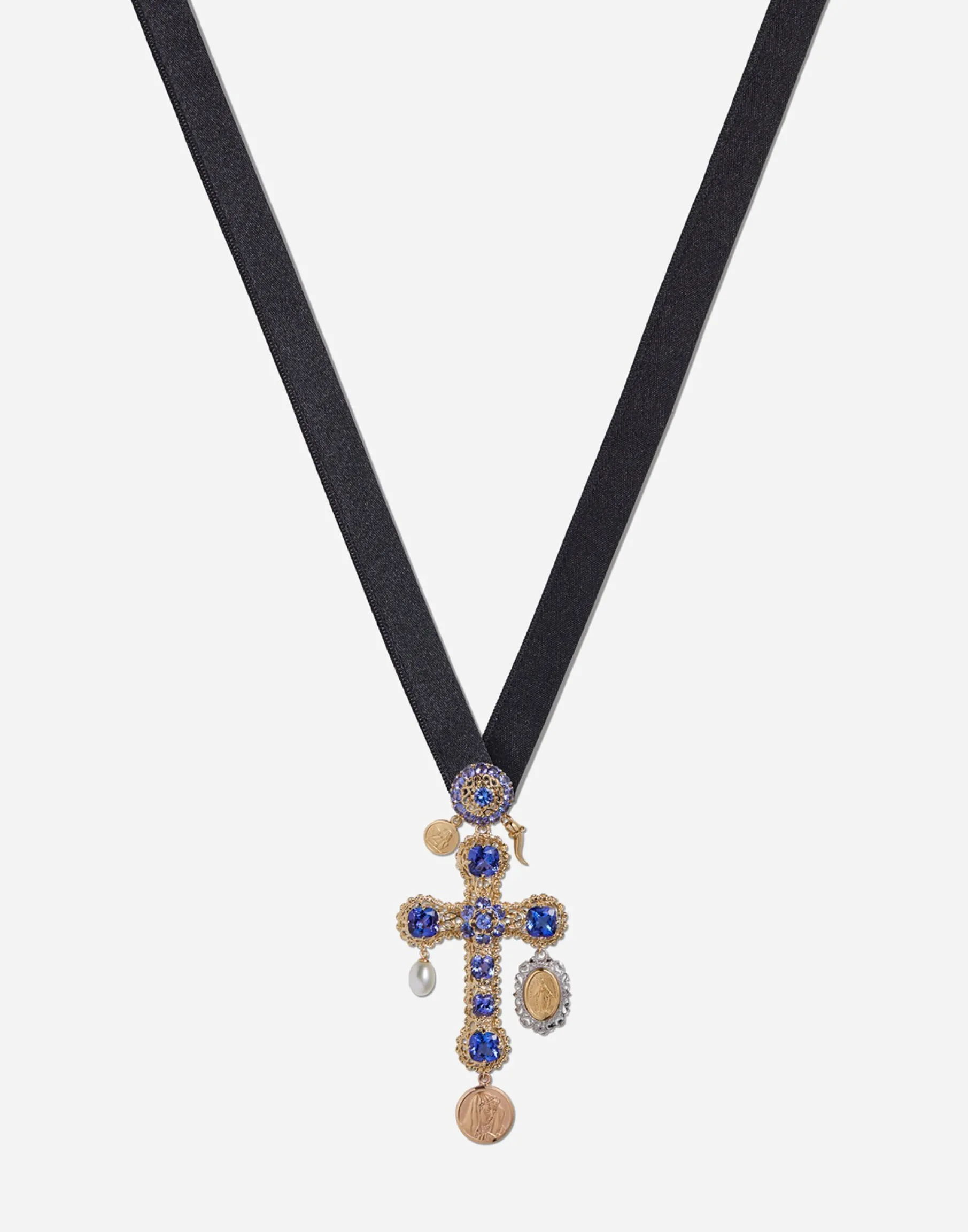 Tradition cross pendant with tanzanites