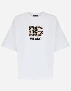 T-shirt with flocked DG logo