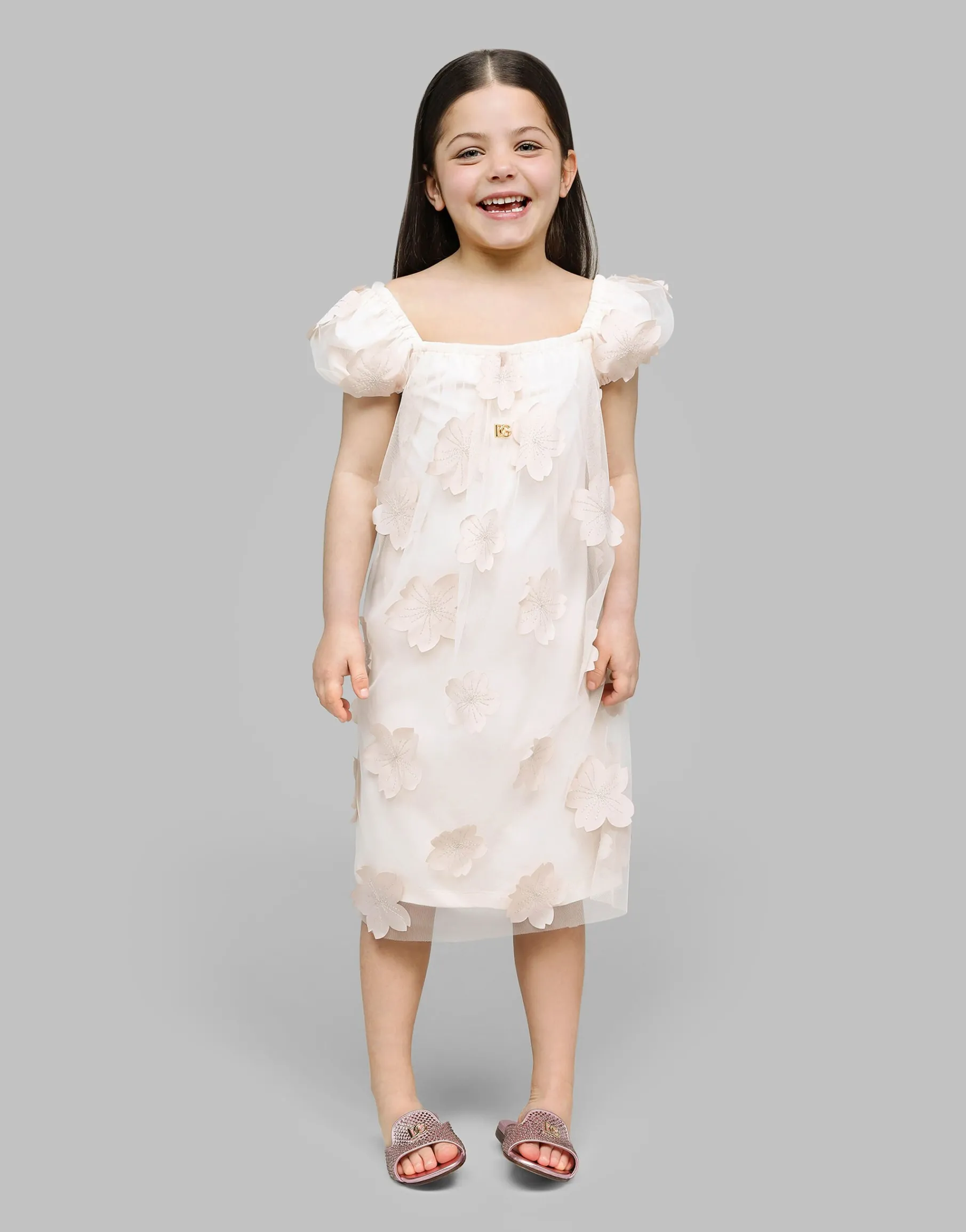 Tulle dress with 3D flowers