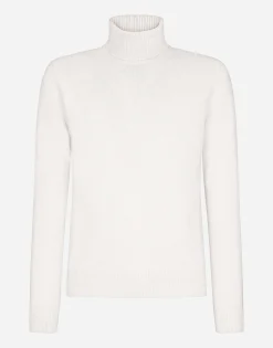 Turtle-neck sweater in virgin wool