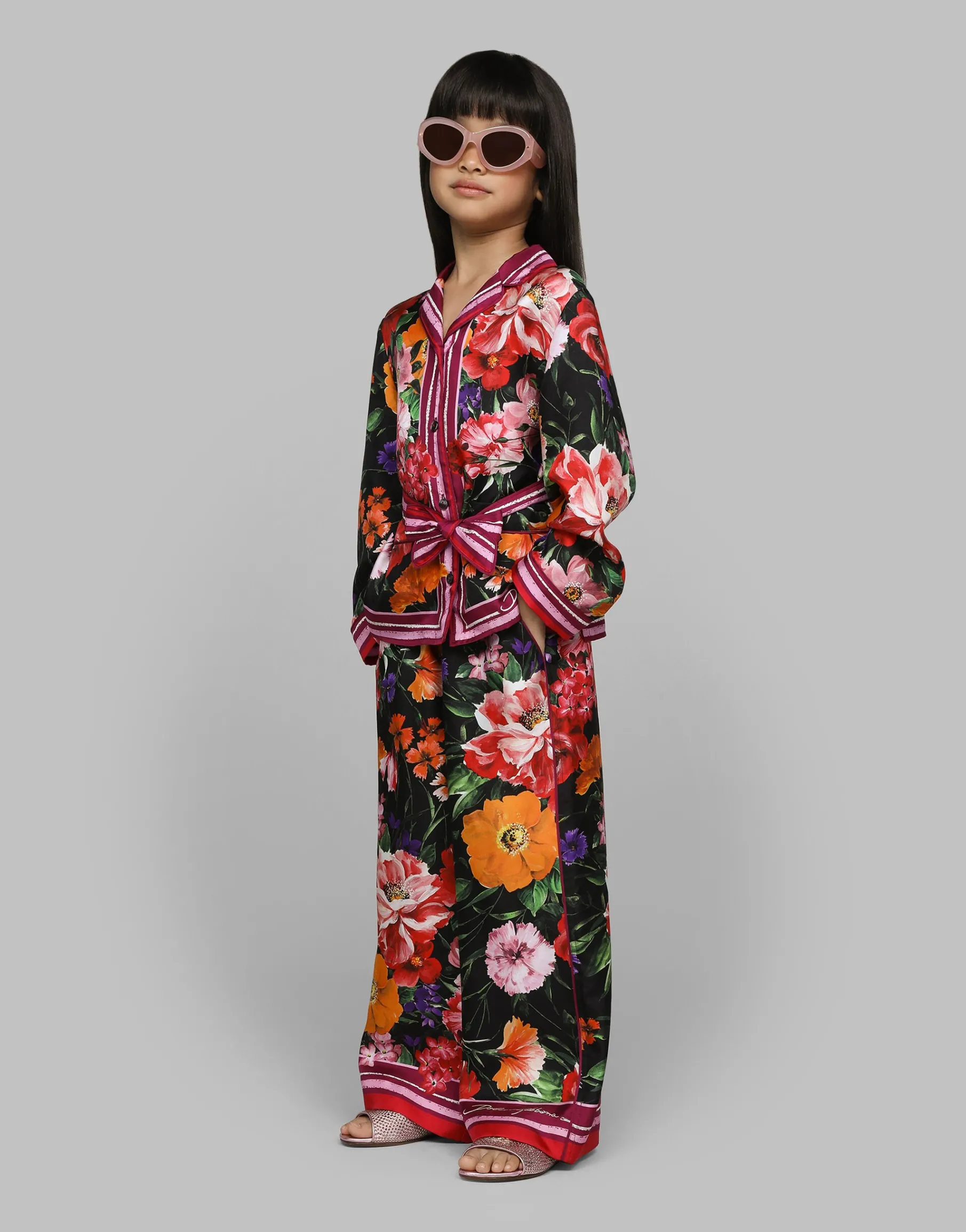 Twill shirt with floral print over a black background