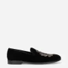 Velvet slippers with coat of arms embroidery