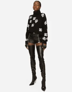 Virgin wool turtleneck with inlaid DG logo