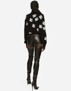 Virgin wool turtleneck with inlaid DG logo