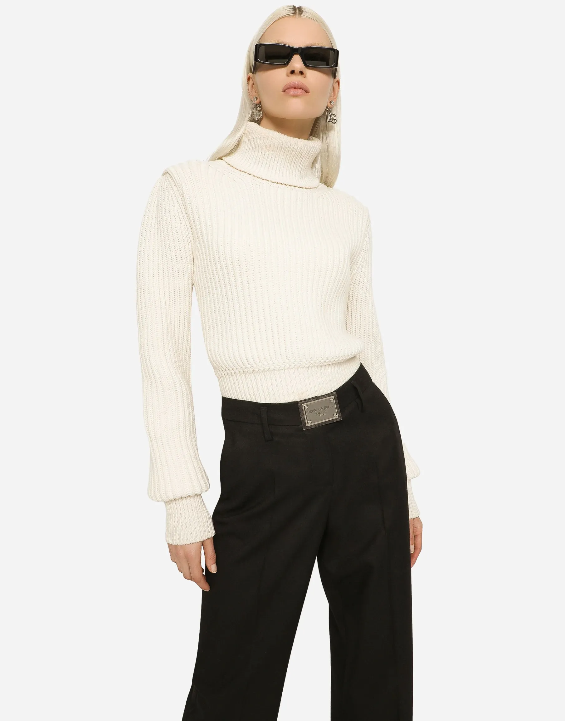 Wool fisherman’s rib turtle-neck sweater with DG logo