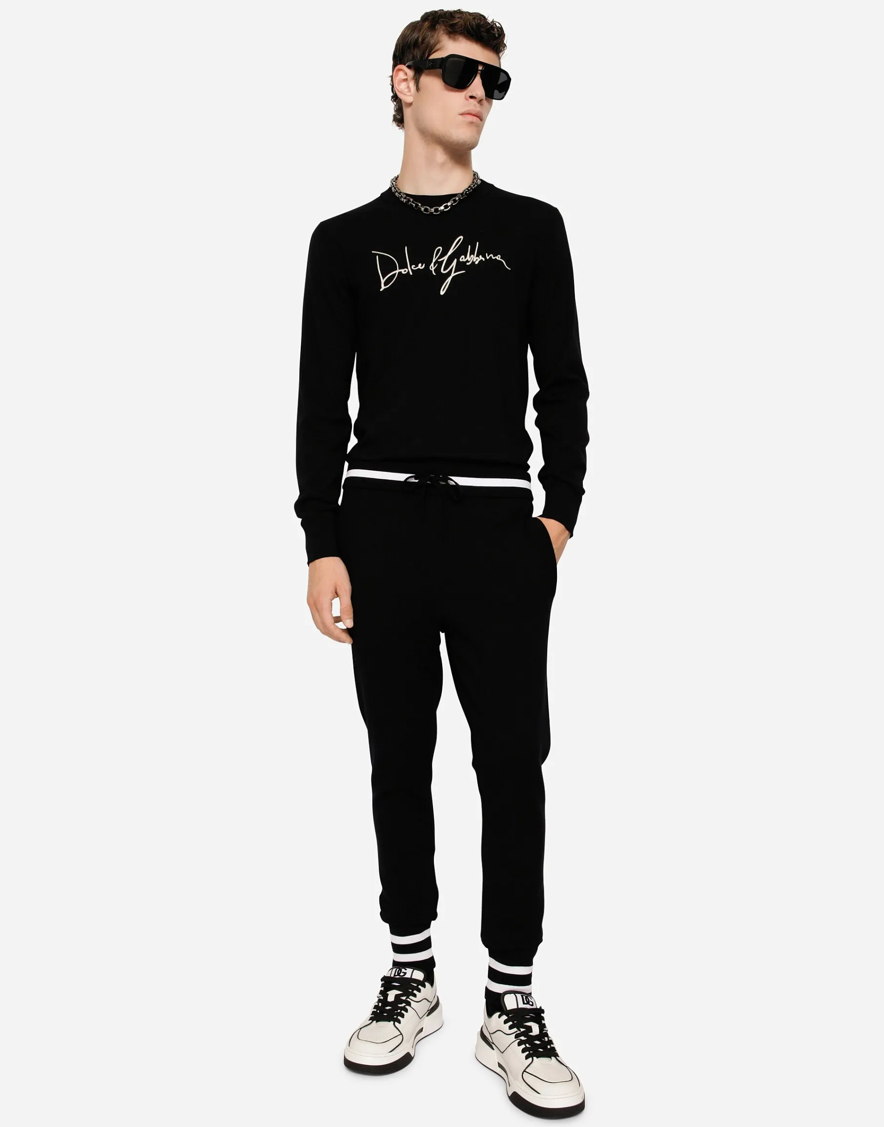 Wool jogging pants with embroidery