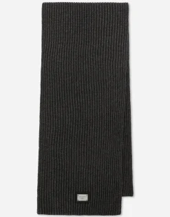 Wool scarf with DG patch