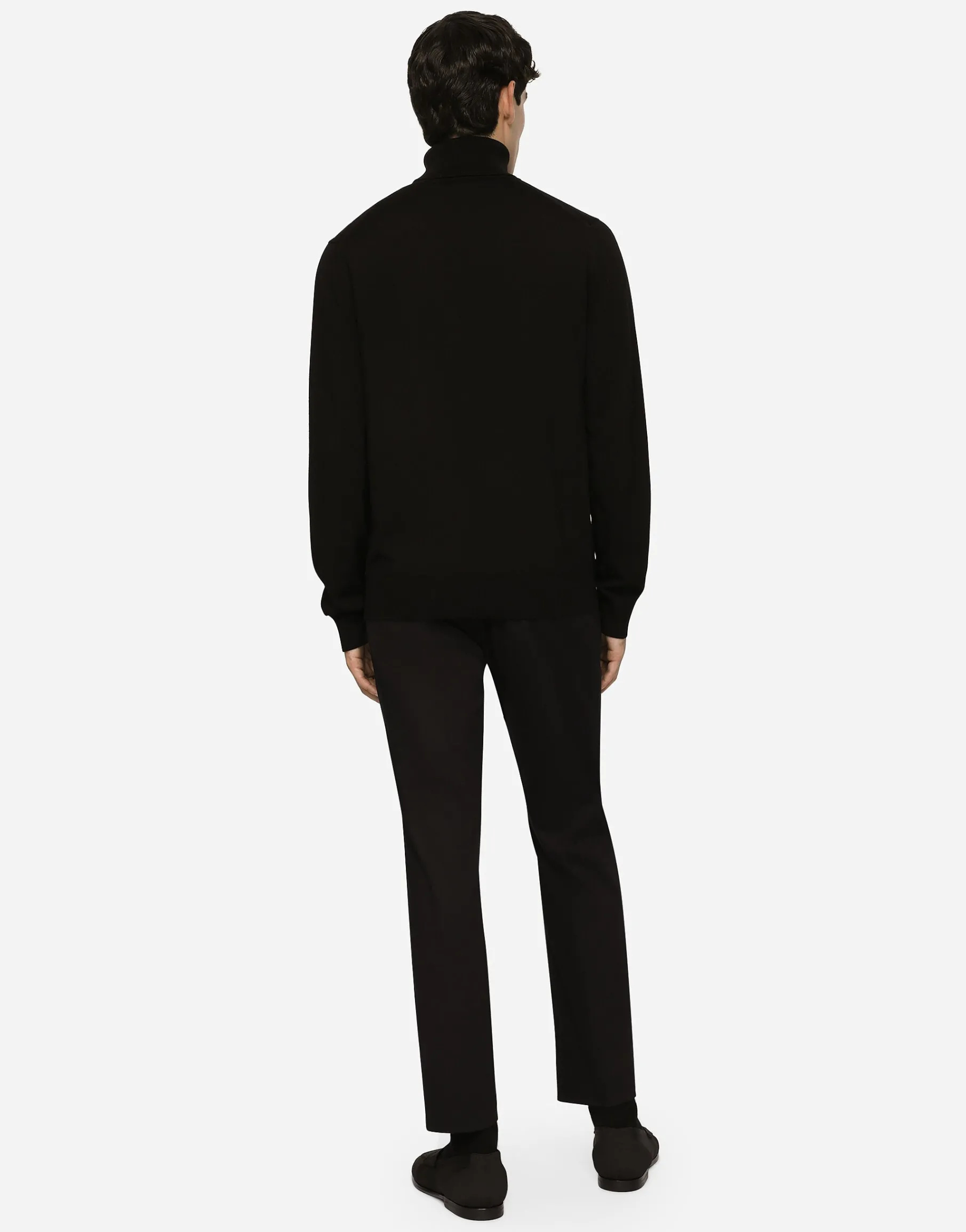 Wool turtle-neck sweater with branded tag