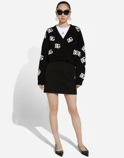 Wool V-neck sweater with DG logo inlay