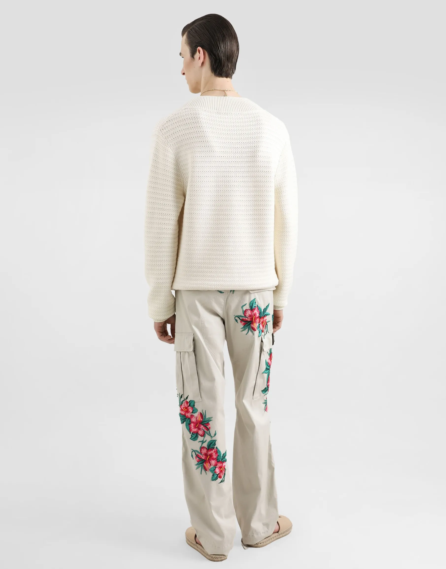 Wool V-neck sweater with DG embroidery